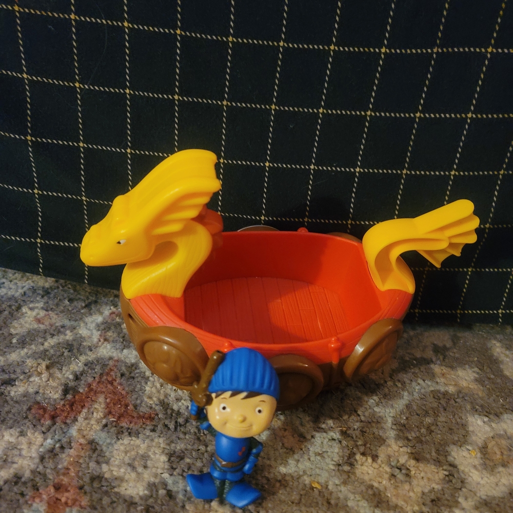HTF MIKE THE KNIGHT BATH TOY VIKING SHIP